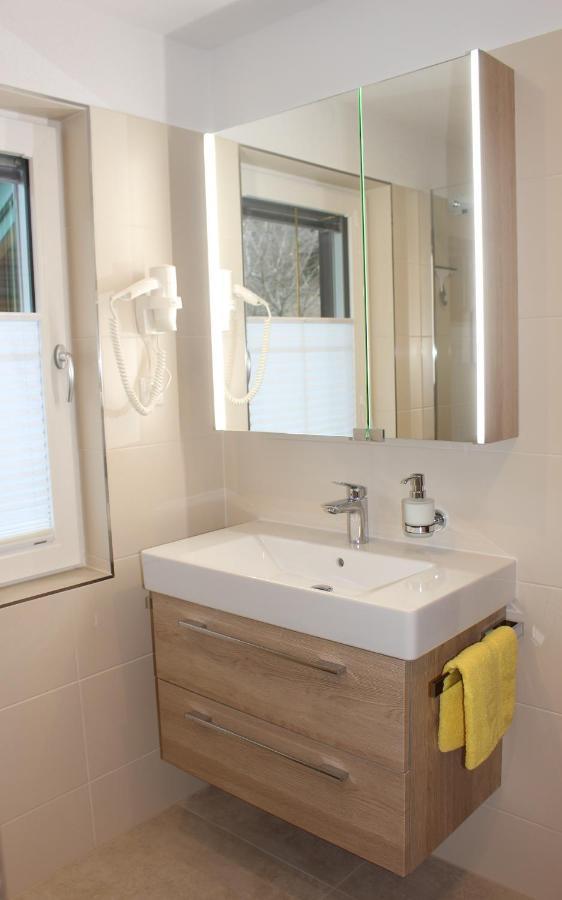 Haus Bruschek Apartment Sankt Gilgen Bagian luar foto
