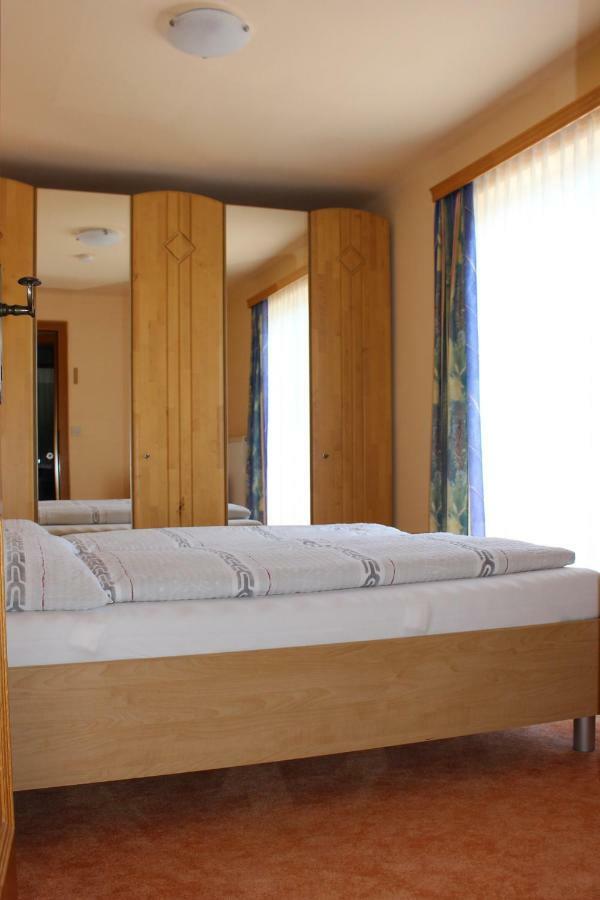 Haus Bruschek Apartment Sankt Gilgen Bagian luar foto
