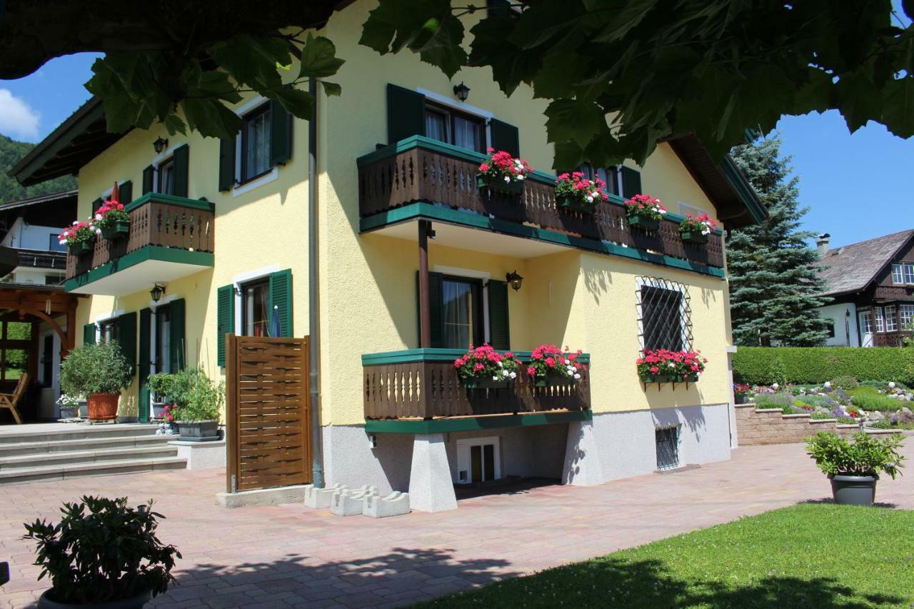 Haus Bruschek Apartment Sankt Gilgen Bagian luar foto